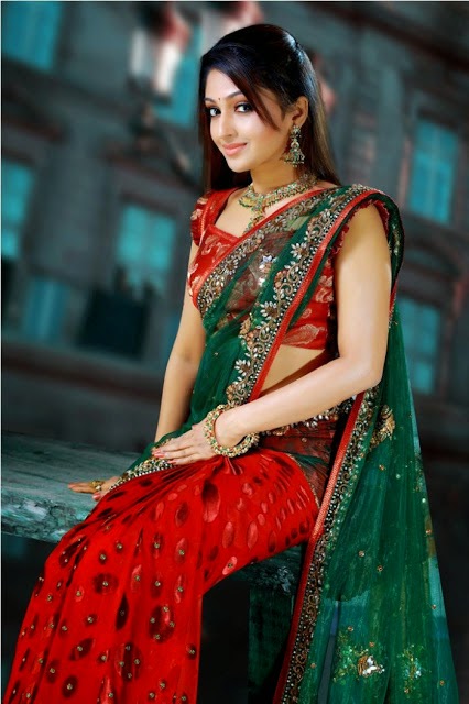 Actress Mithra Kurian Beautiful Stills