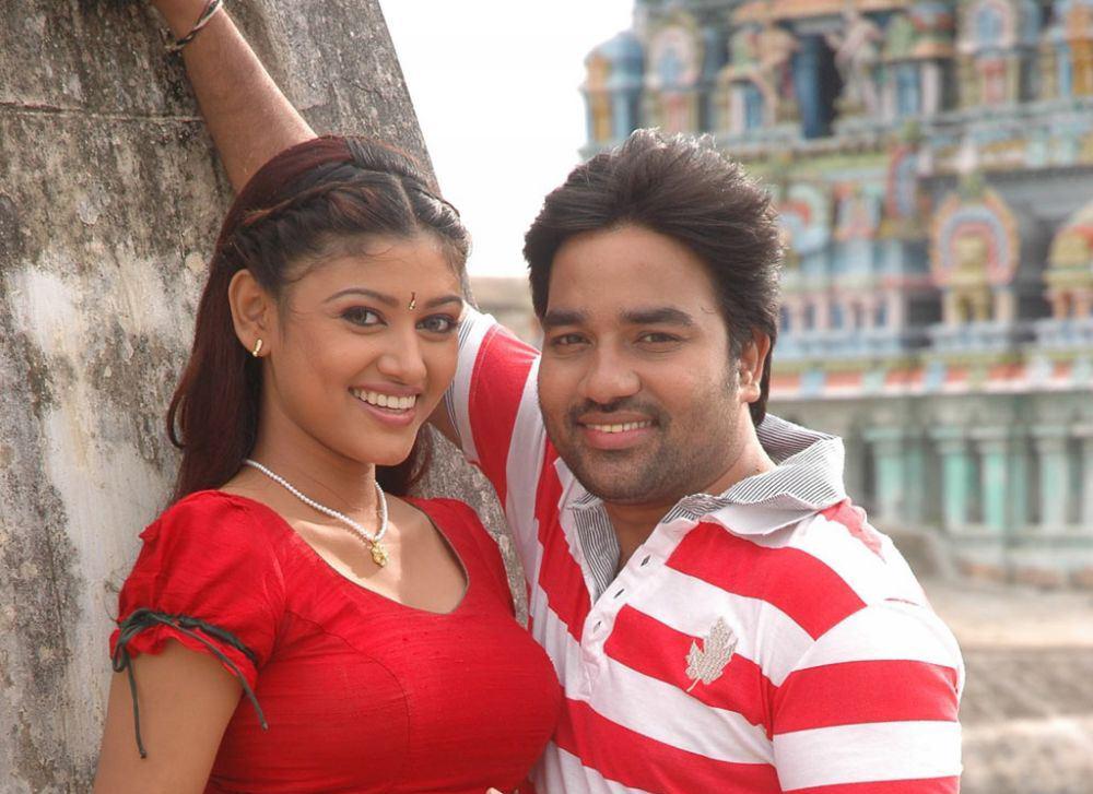 Kalakalappu Tamil Movie Stills | Shiva, Oviya
