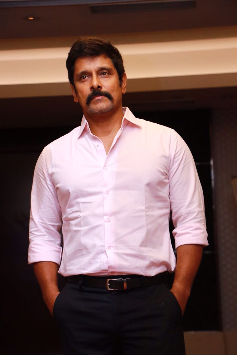 Chiyaan Vikram Exclusive Pics.