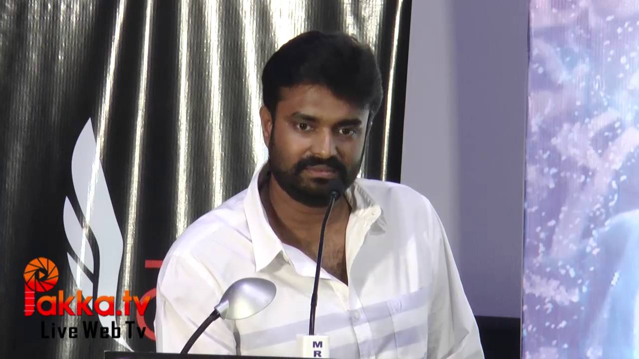 Vijay has raised his hands to direct J Jayalalitha's biopic