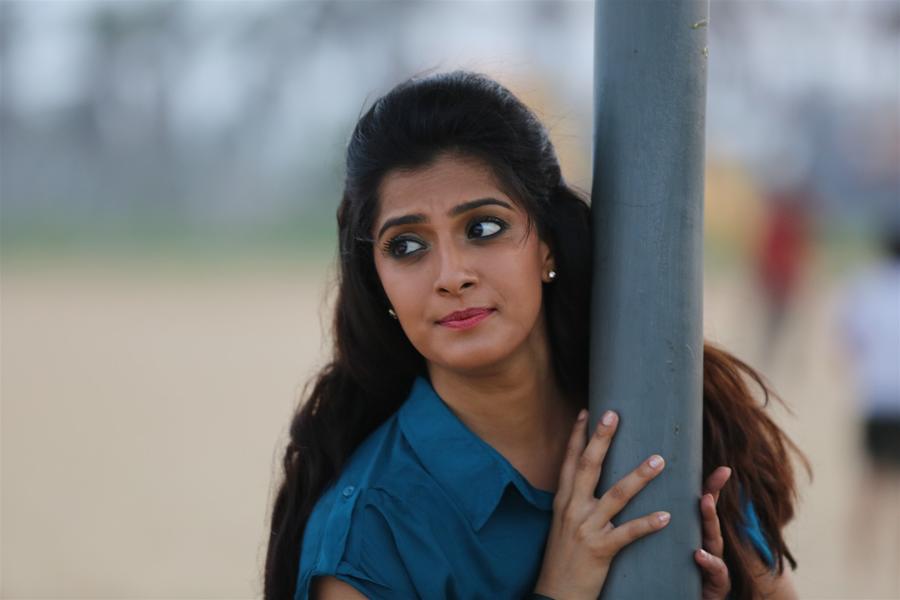 Echarikkai Ithu Manithargal Nadamadum Idam New Pics.