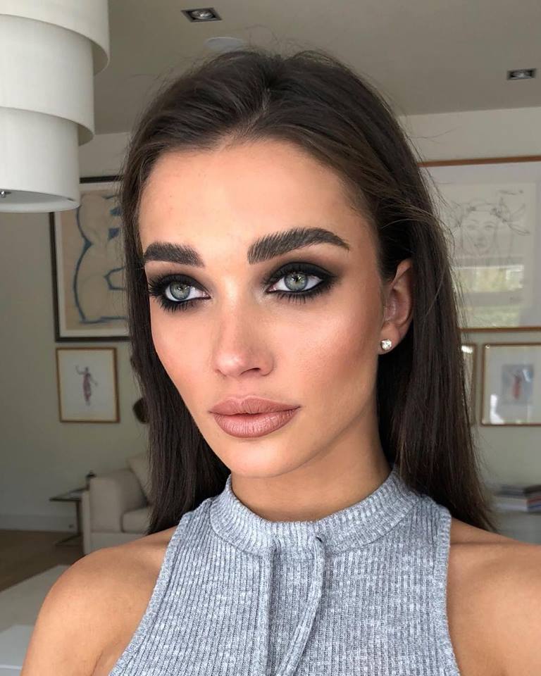 Gorgeous Amy Jackson Photos.