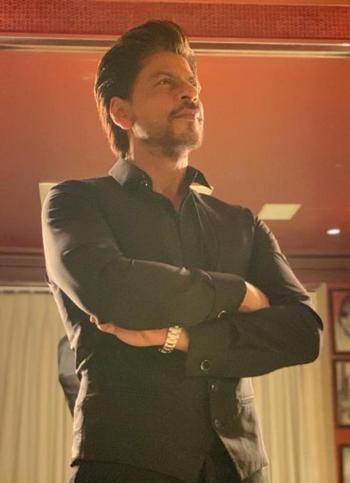 Shahrukh Khan Very Fresh Images.