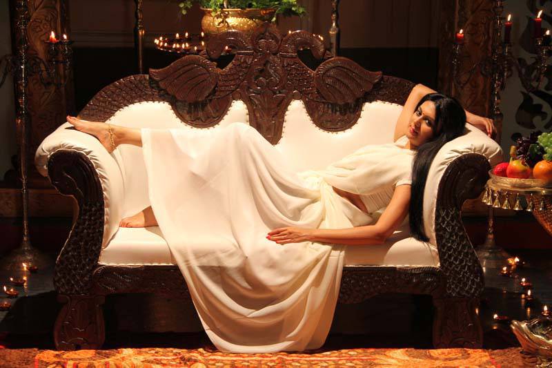 Chandrika Telugu Movie Stills | Kamna Jethmalani