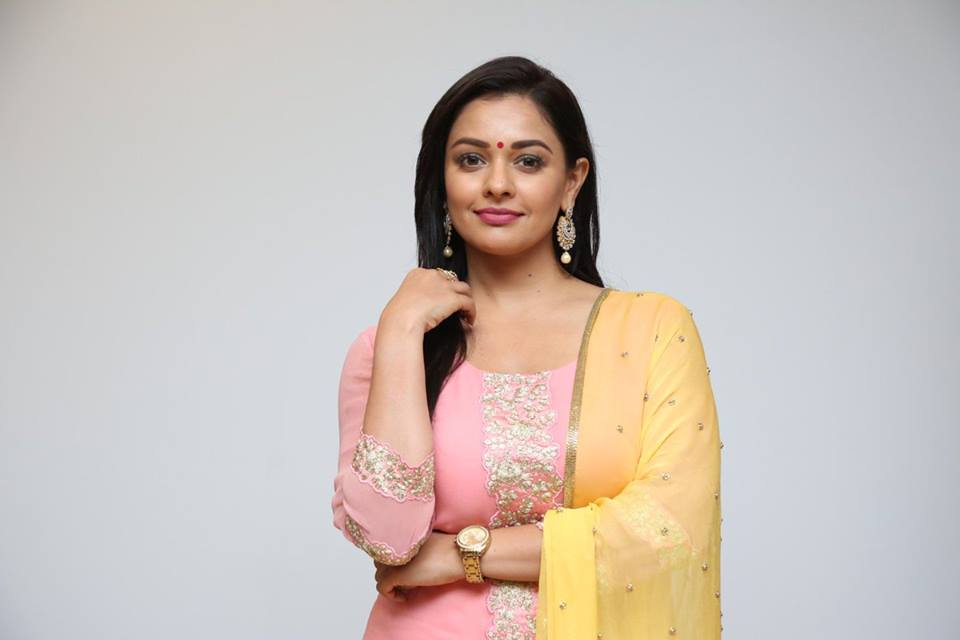 Vishwaroopam Pooja Kumar Stills.