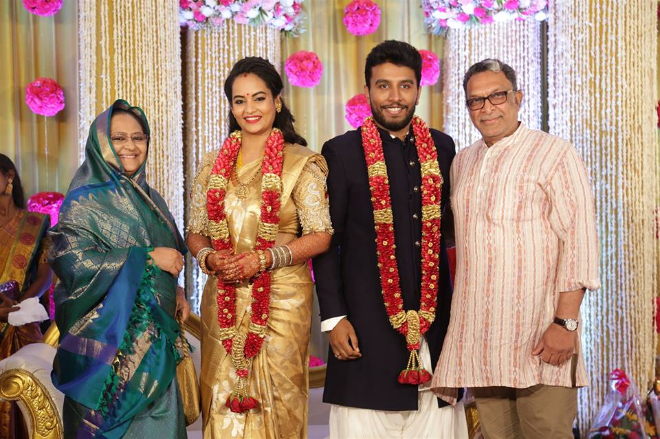 Suja Varunee Sivakumar Wedding Reception Photos