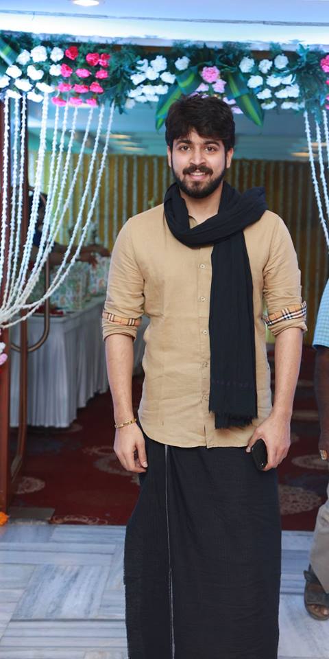 Suja Varunee Sivakumar Wedding Reception Photos