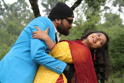 UtharavuMaharaja Movie latest stills. 