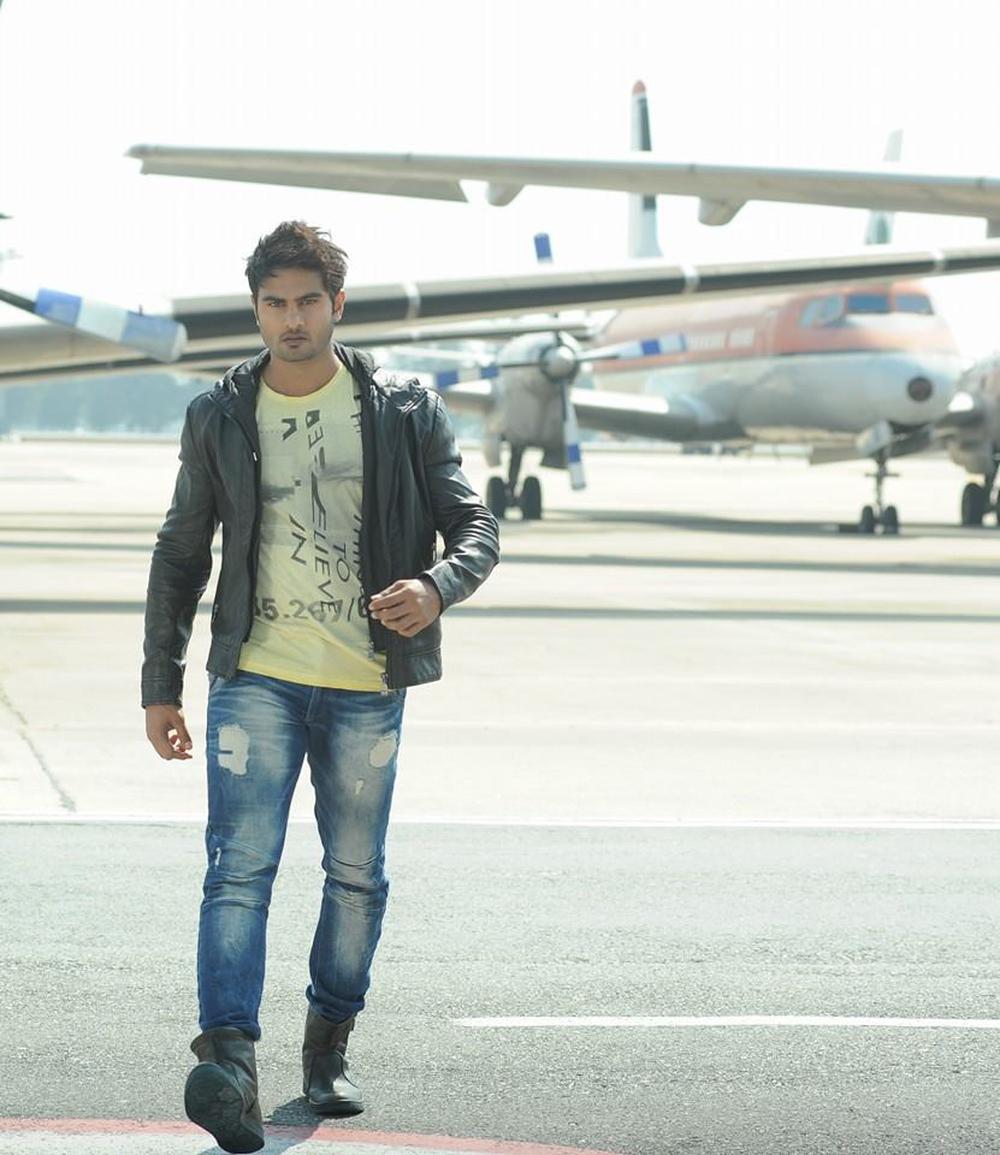Mosagallaku Mosagadu Movie Stills | Sudheer Babu