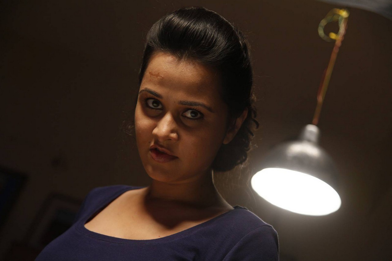 Actress Nisha Kothari Stills from Bullet Rani Telugu Movie