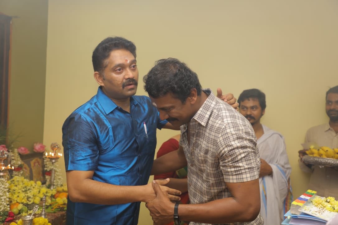 Adutha Sattai New Movie Pooja Stills.