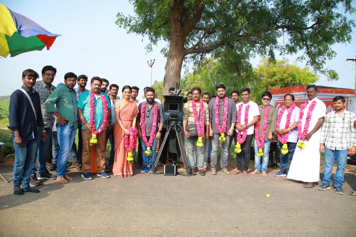 Ma Manidhan new Movie Shooting Started Stills.