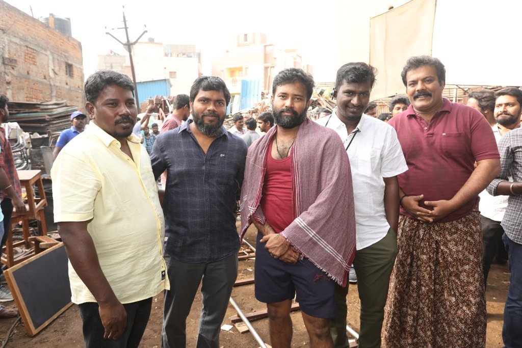 Attakathi Dinesh Shooting Spot Images.
