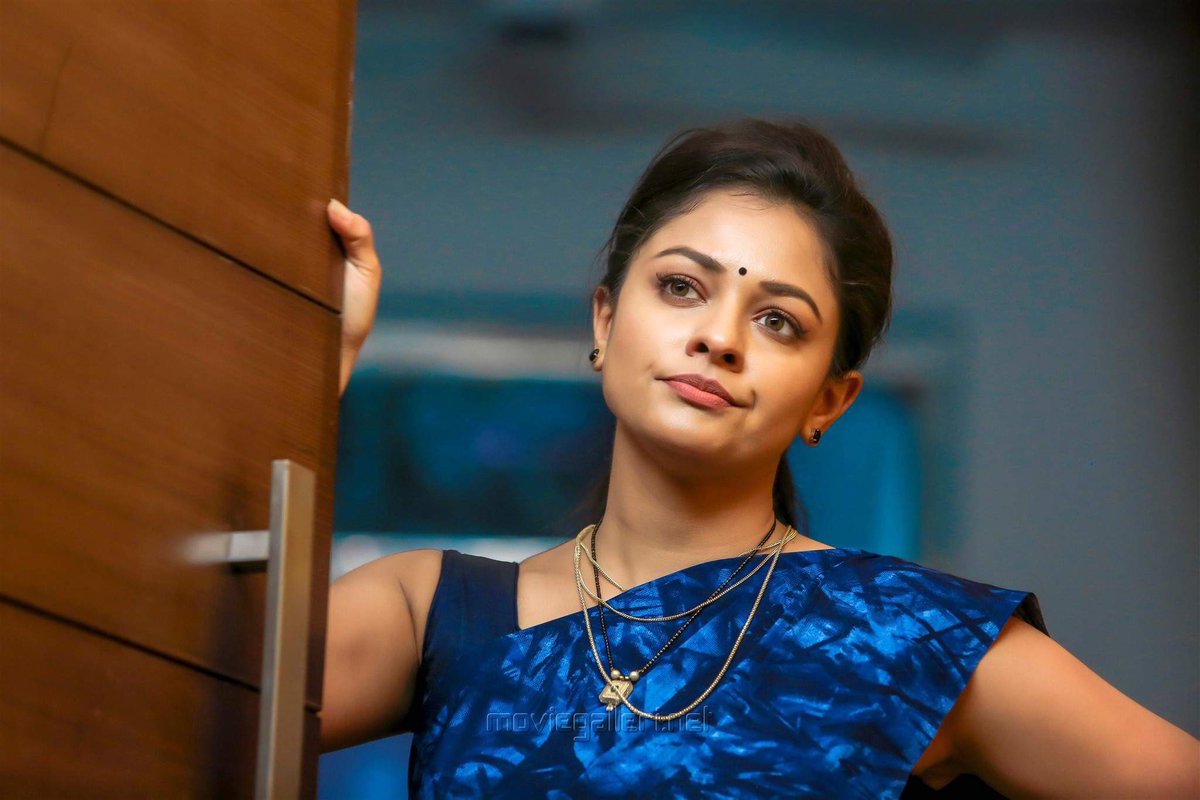 Pooja Kumar Recent Pics.