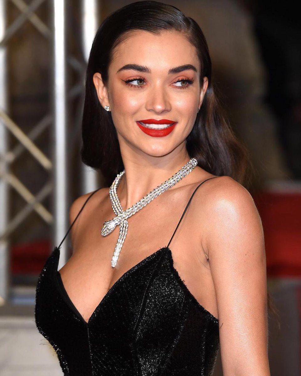 Amy Jackson Dazzling Stills.
