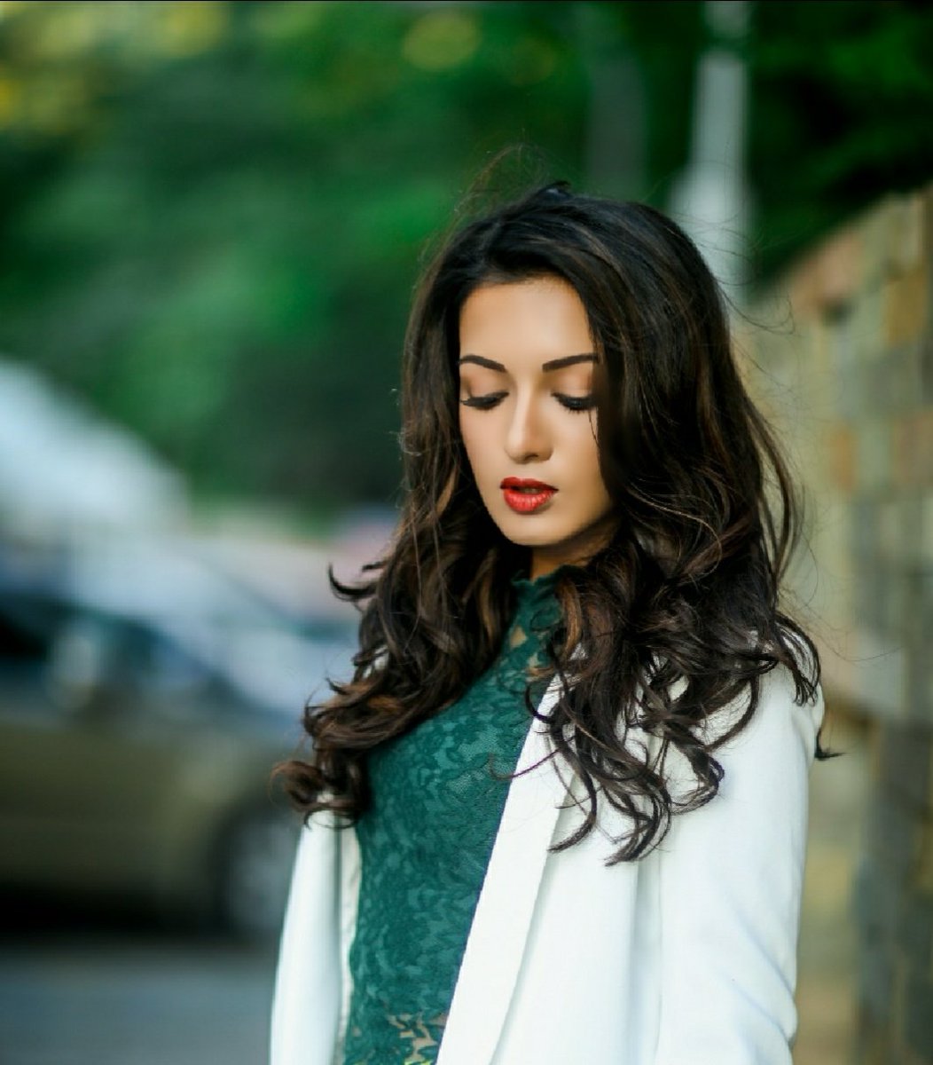 Catherine Tresa Stills.