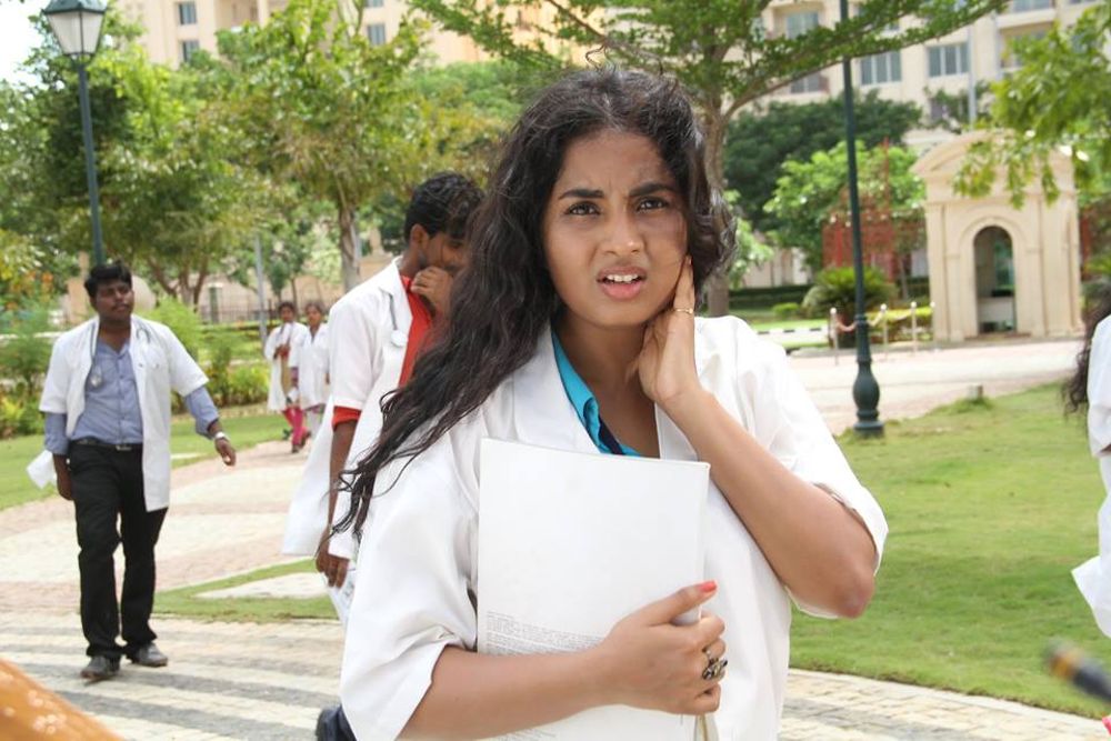 Pottu Tamil Movie Stills