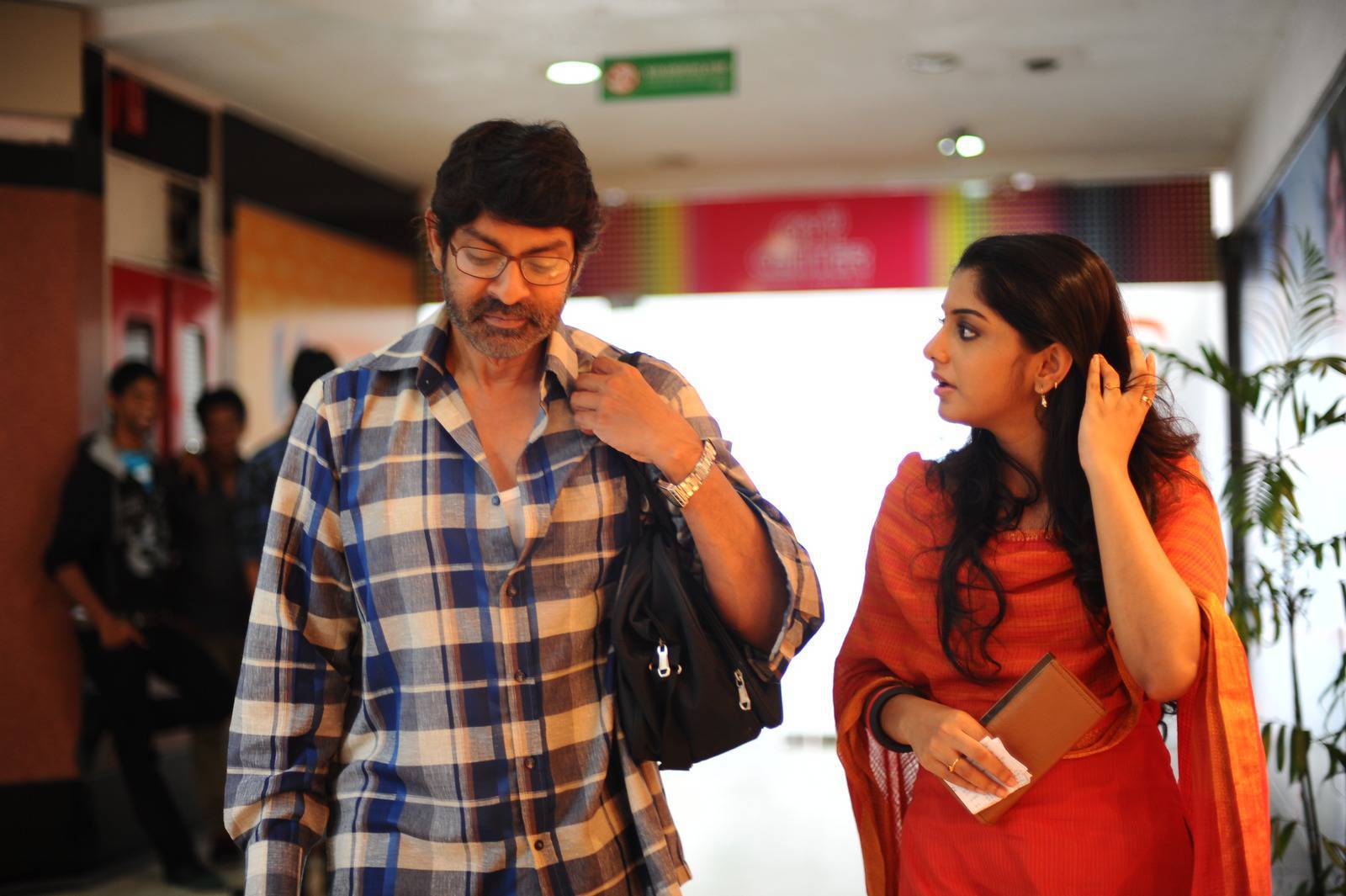 Hithudu Telugu Movie Stills | Jagapathi Babu, Meera Nandan
