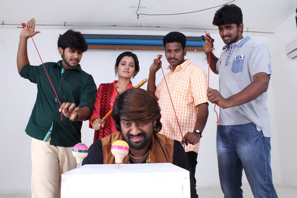 Gilli Bambaram Goli Latest Stills.
