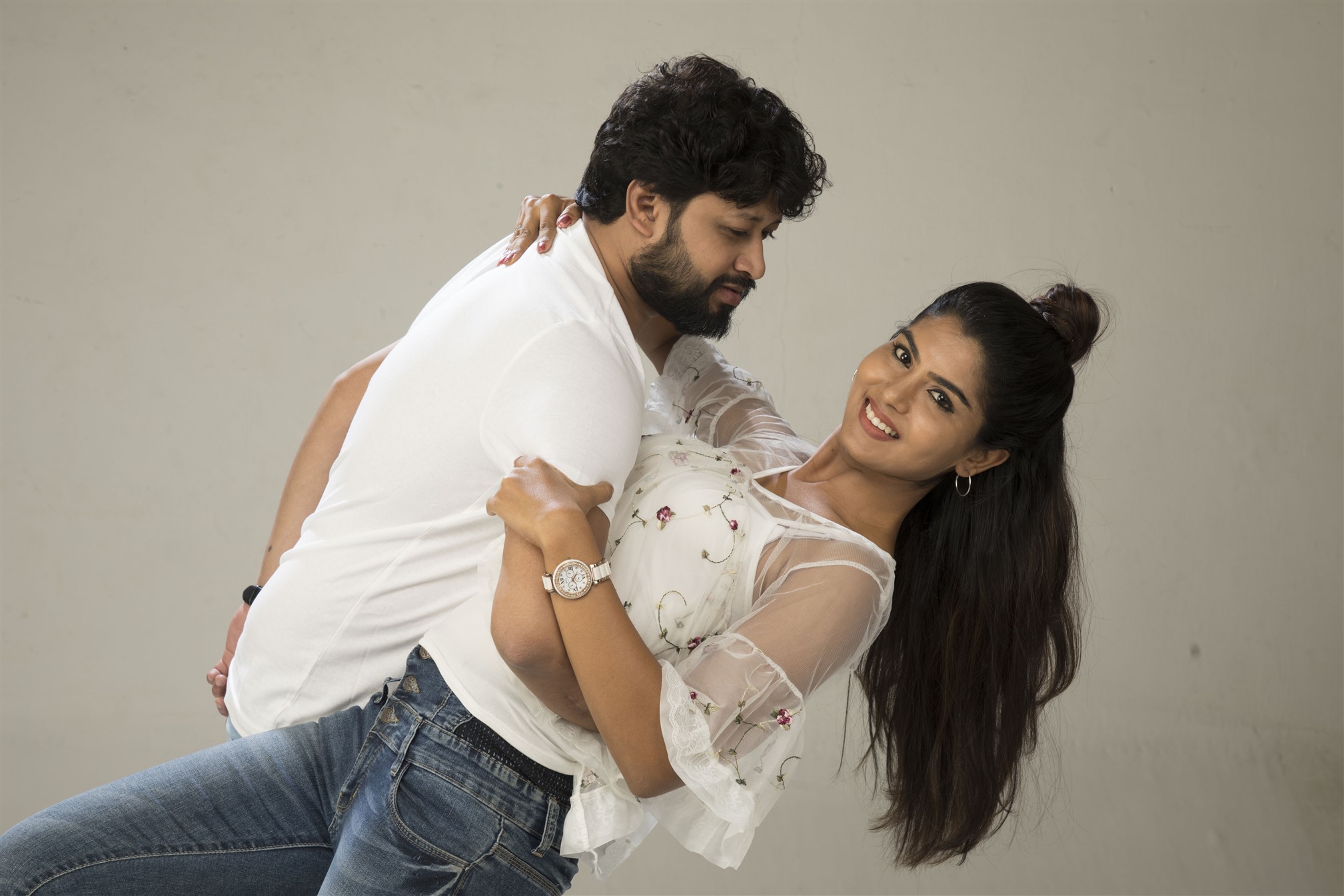 Ennai Sudum Pani Exclusive Images