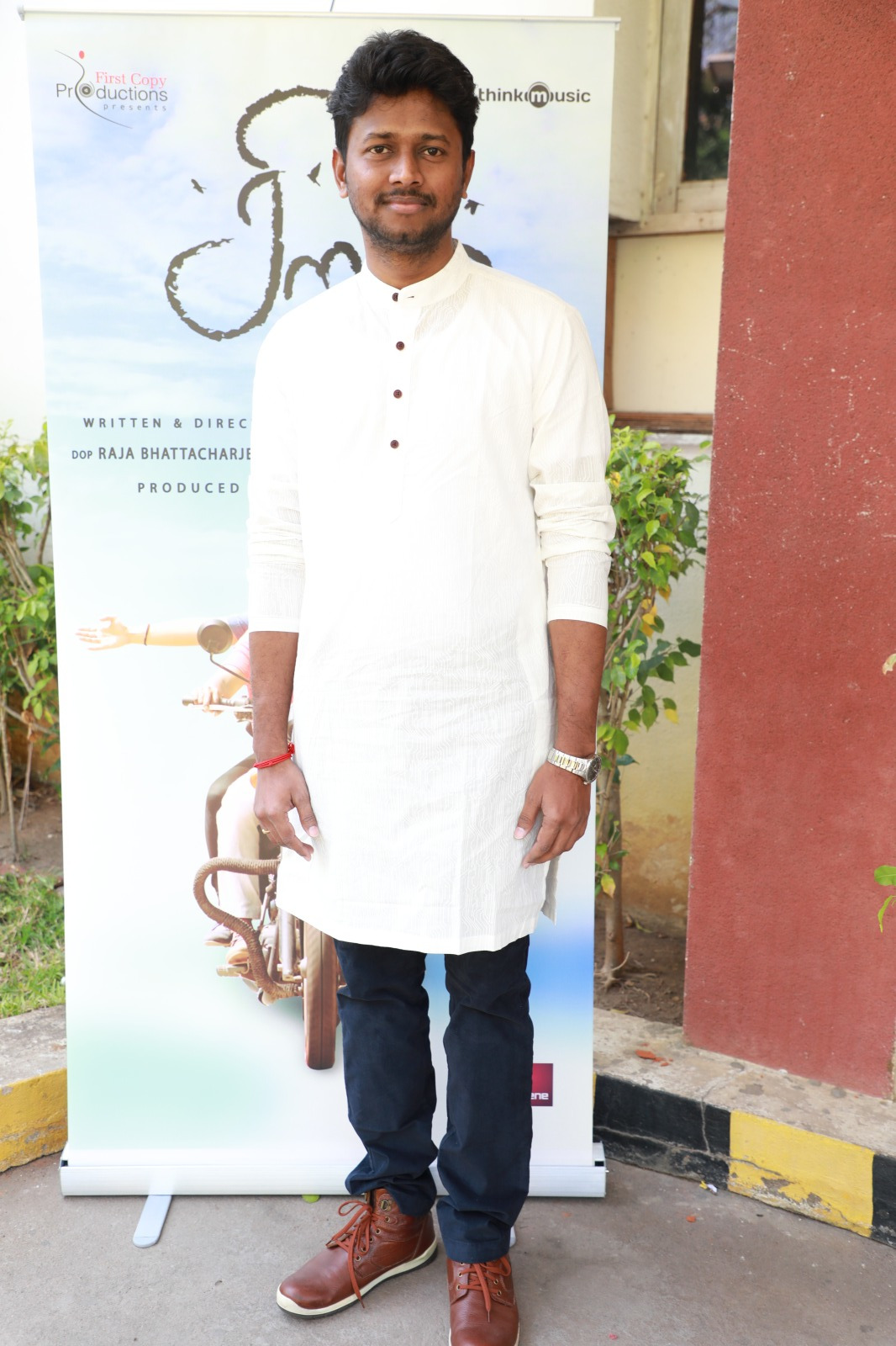 Siragu Exclusive Stills.