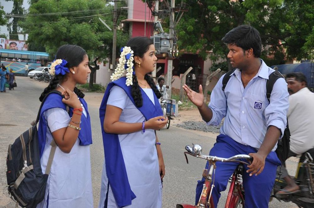 Natchathira Jannalil Latest Images.