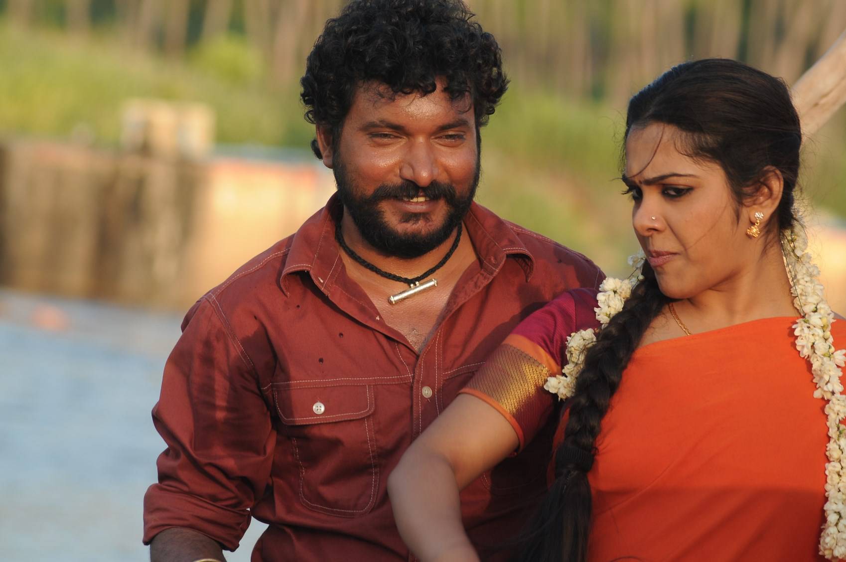 Veri (Thimiru 2) Tamil Movie Stills | Tarun Gopi, Sandhya