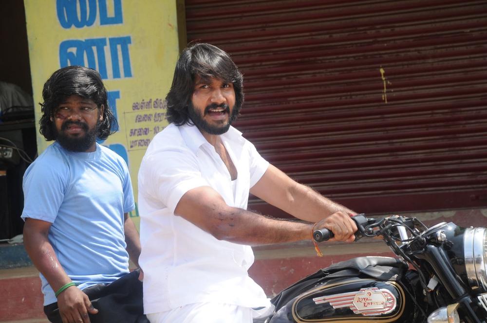 Actor Ramana Stills from Veri (Thimiru 2) Tamil Movie