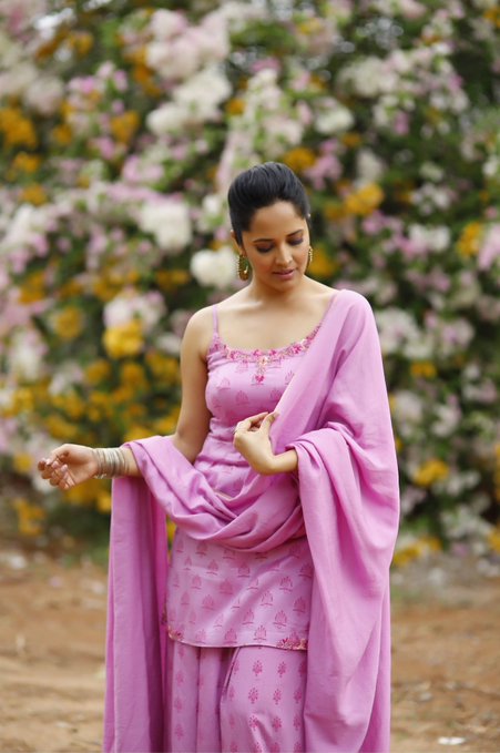 Anusuya Bharadwaj Amazing Stills.