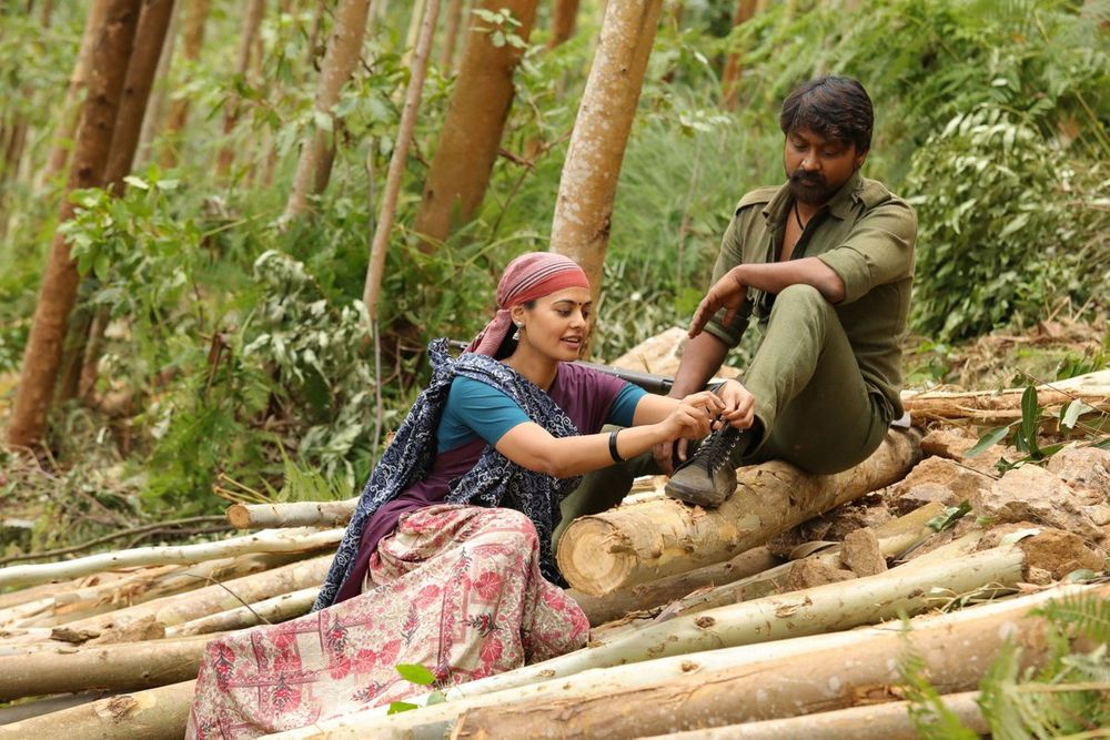 Kazhugu 2 Recent Stills.