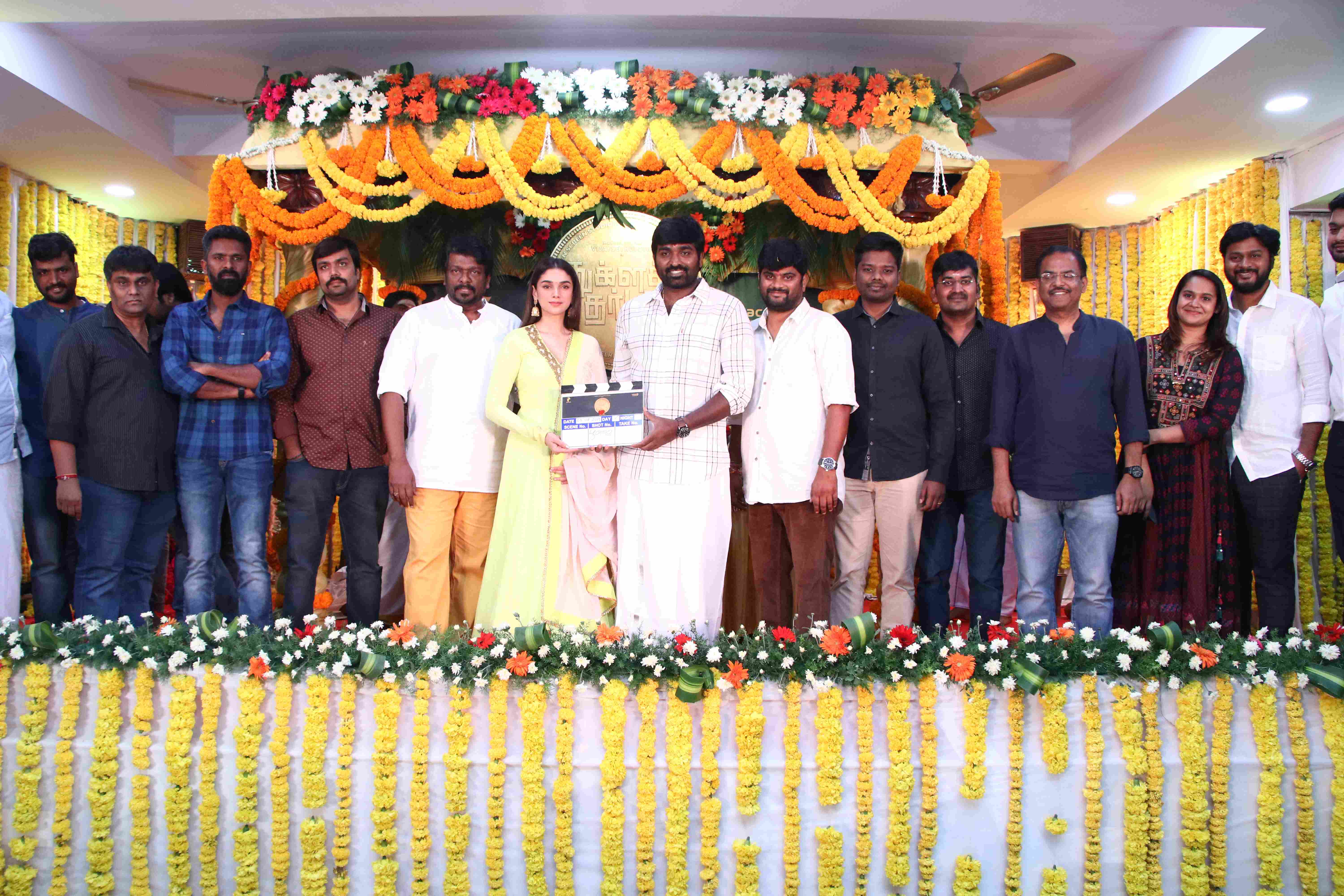 Thuklak Dharbar Exclusive Pooja Stills
