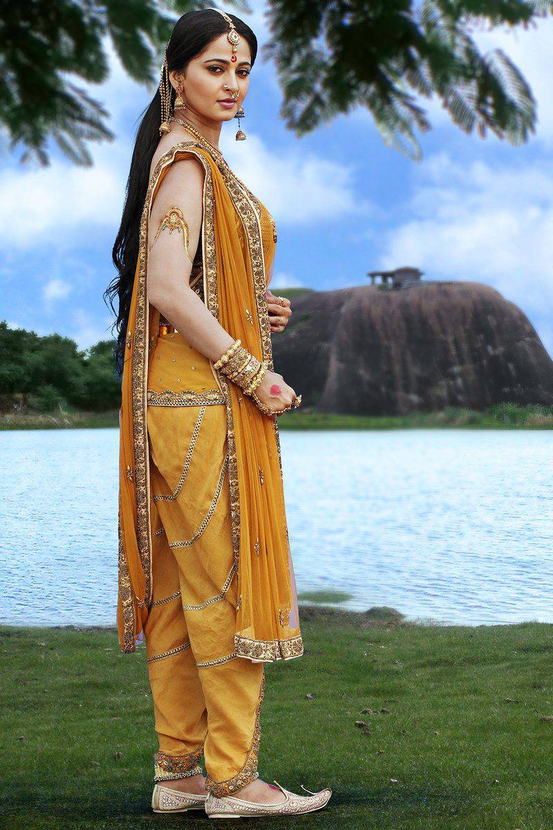 Actress Anushka Shetty Latest Stills from Rudramadevi 