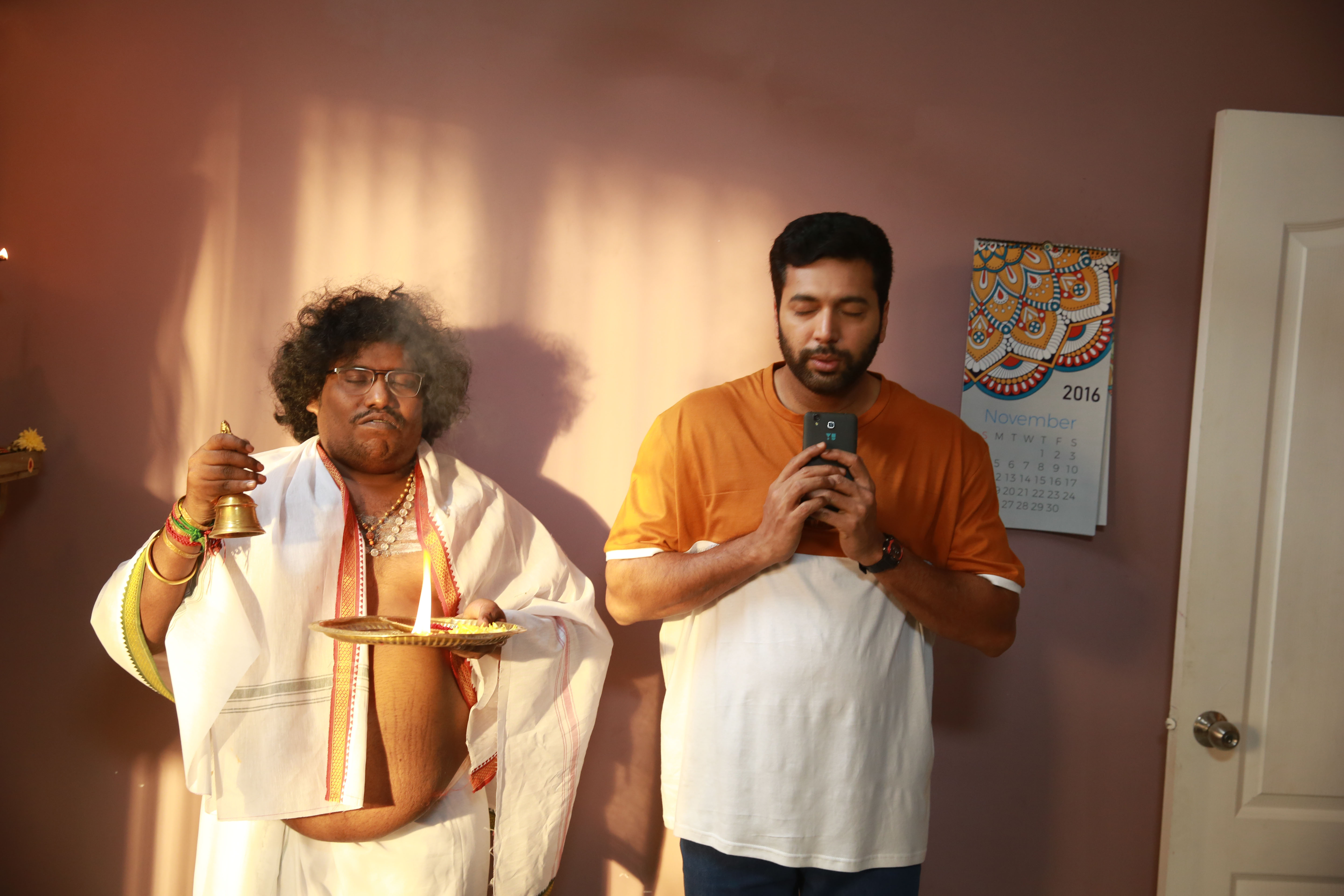 Comali New Stills.