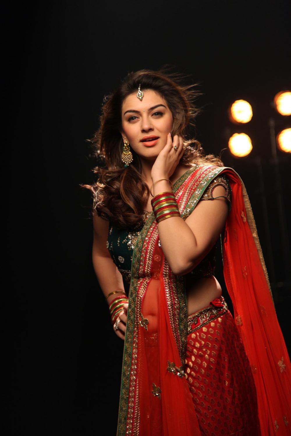 Actress Hansika Motwani Stills from Romeo Juliet Tamil Movie