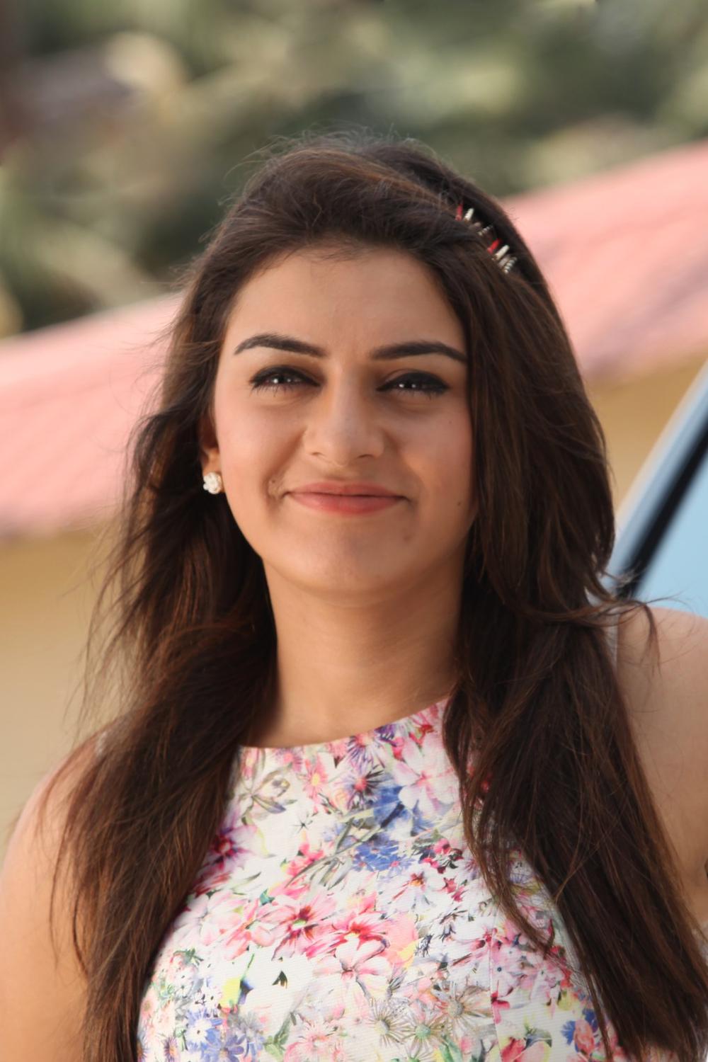Actress Hansika Motwani Stills from Romeo Juliet Tamil Movie