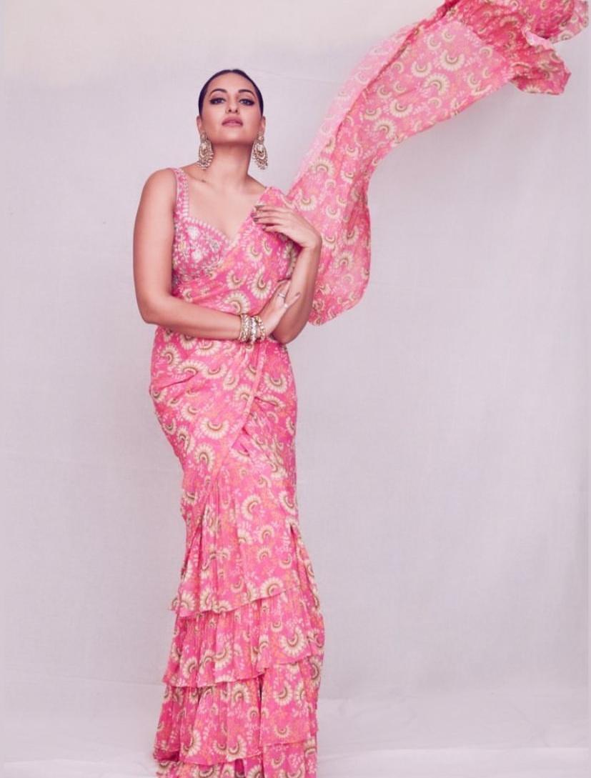 Actress Sonakshi Sinha Latest Photos.