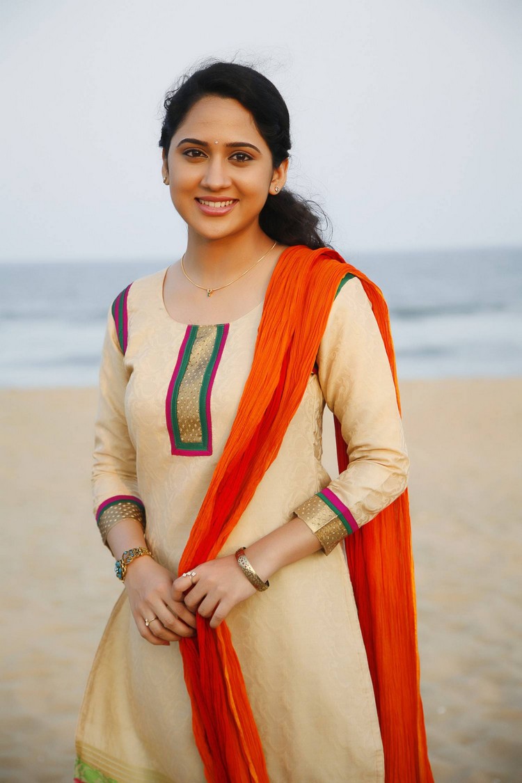Actress Mia George Stills from Indru Netru Naalai Tamil Movie 