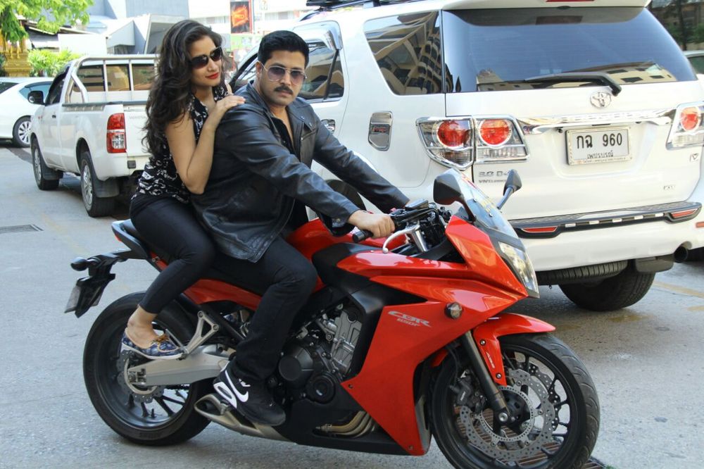 Chennai 2 Bangkok Stills.