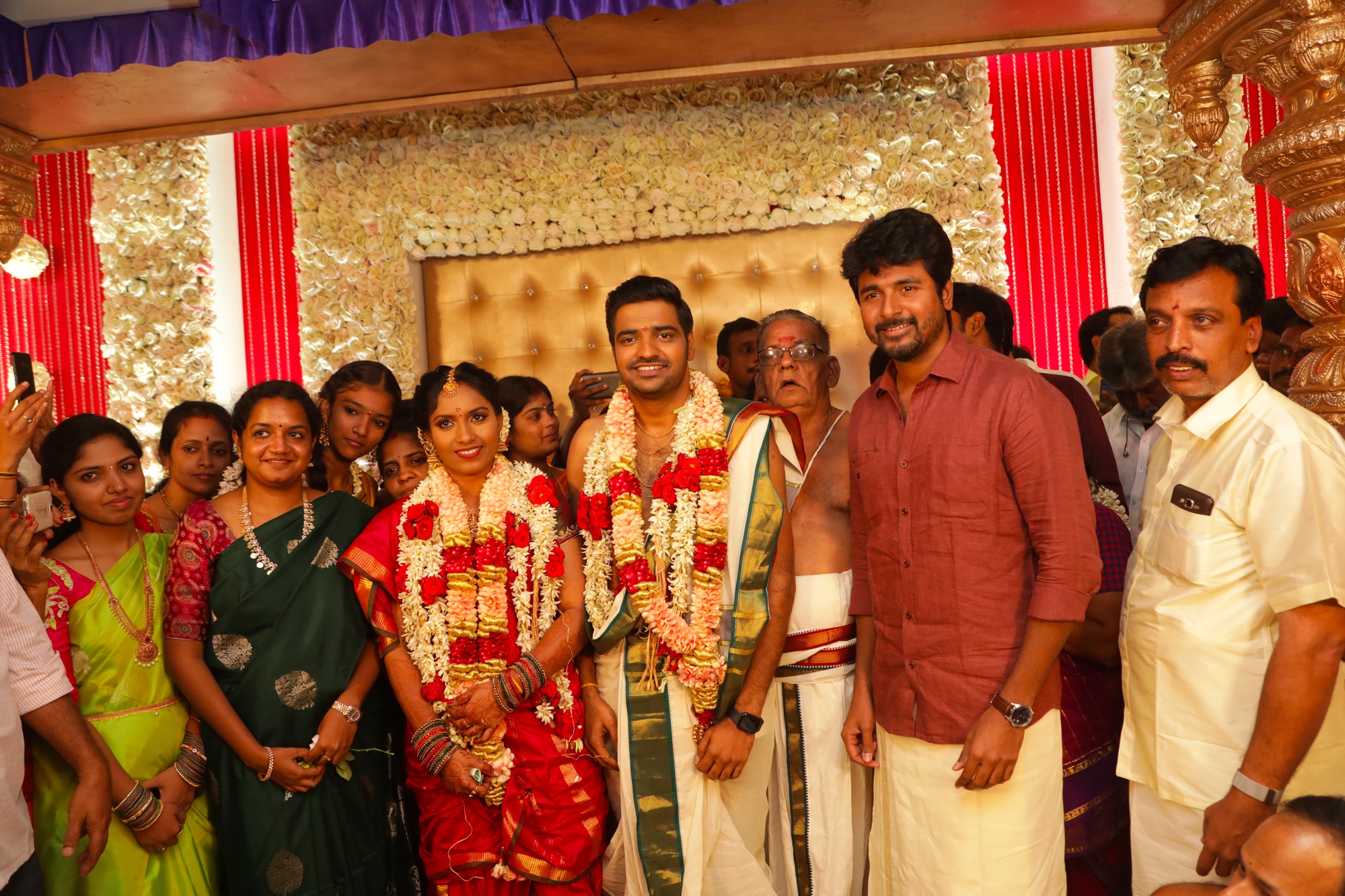 Actor Sathish Marriage Images.