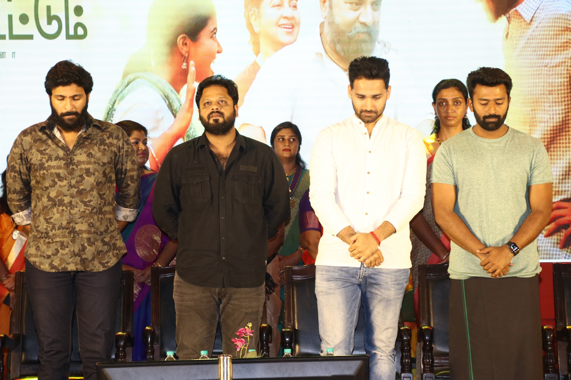 Vaanam kottatum team Latest Images.
