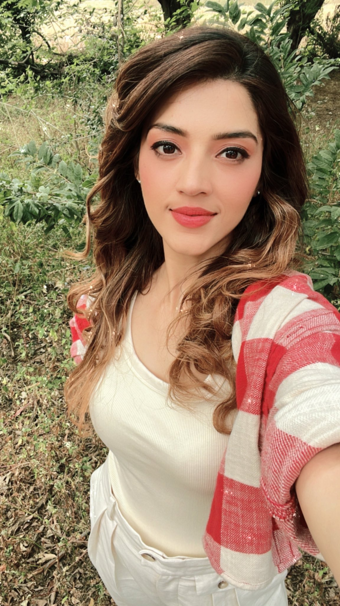 Amazing Stills of Mehreen Pirzada.