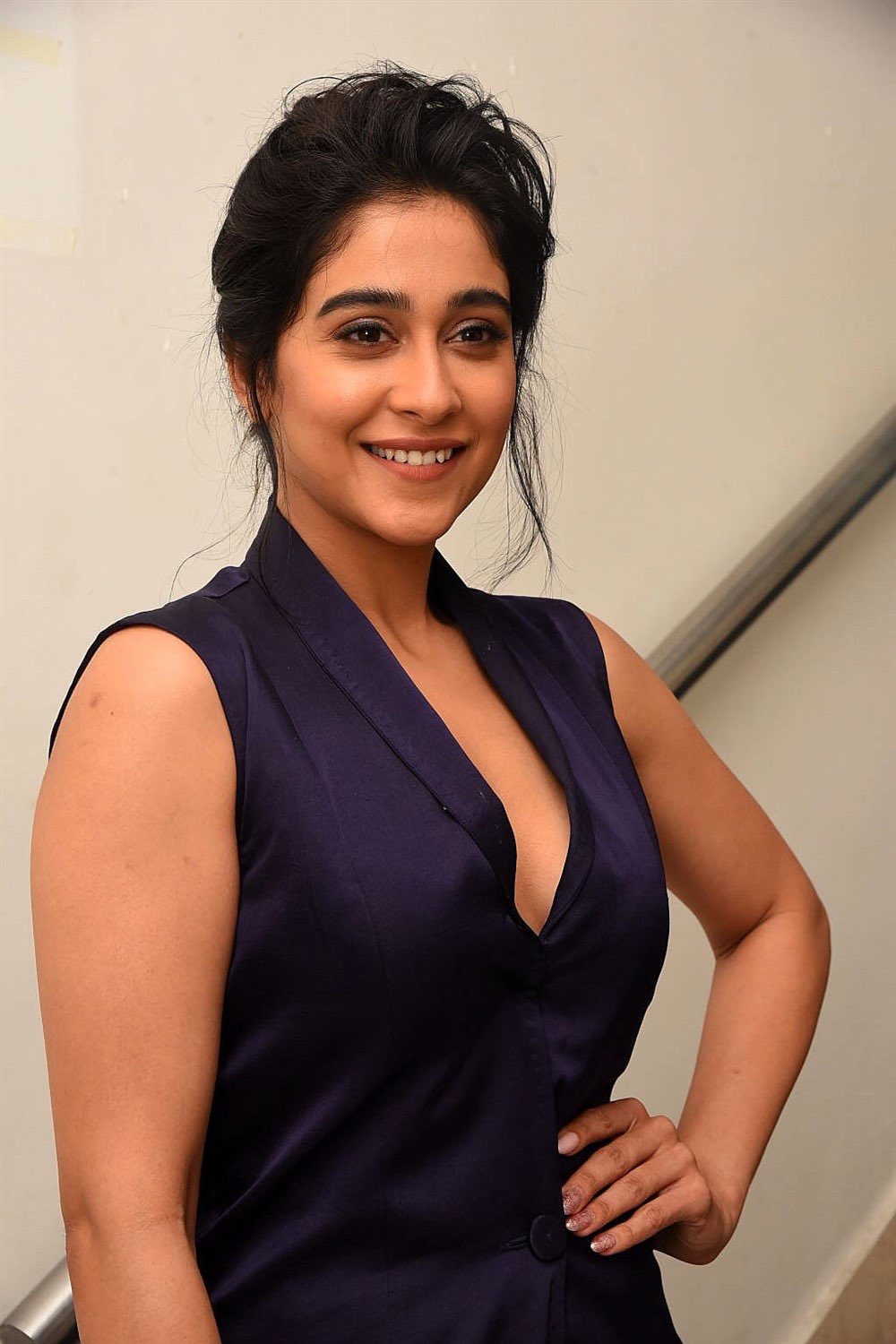 Regina Cassandra Recent Images.