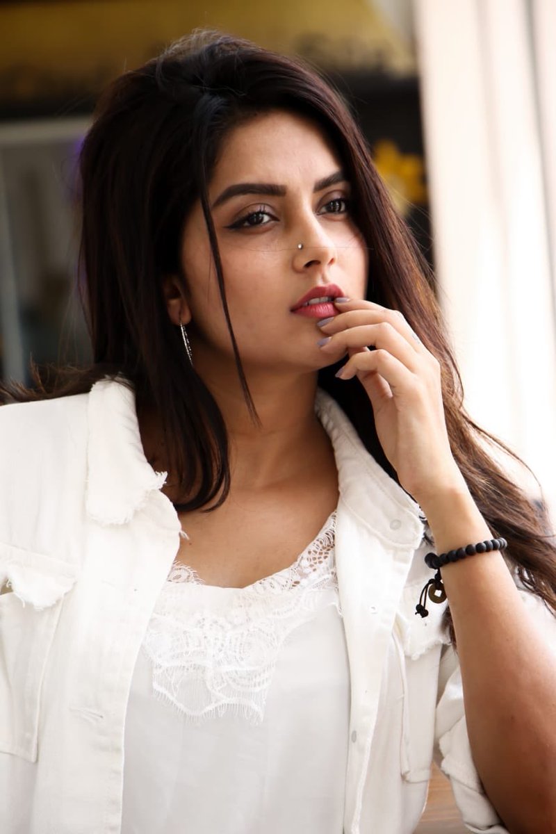 Mahima Nambiar Latest Smiley Photos.