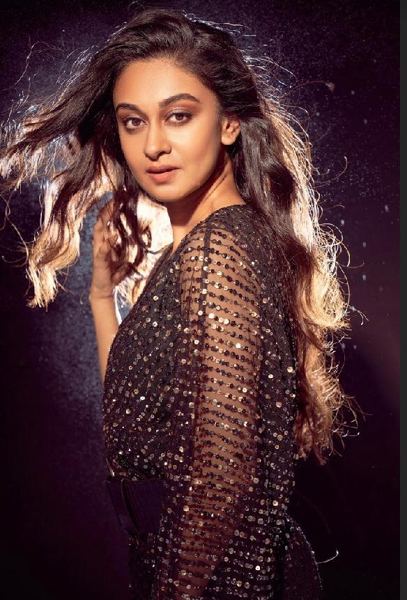 Aishwarya Arjun Glamorous Clicks.  