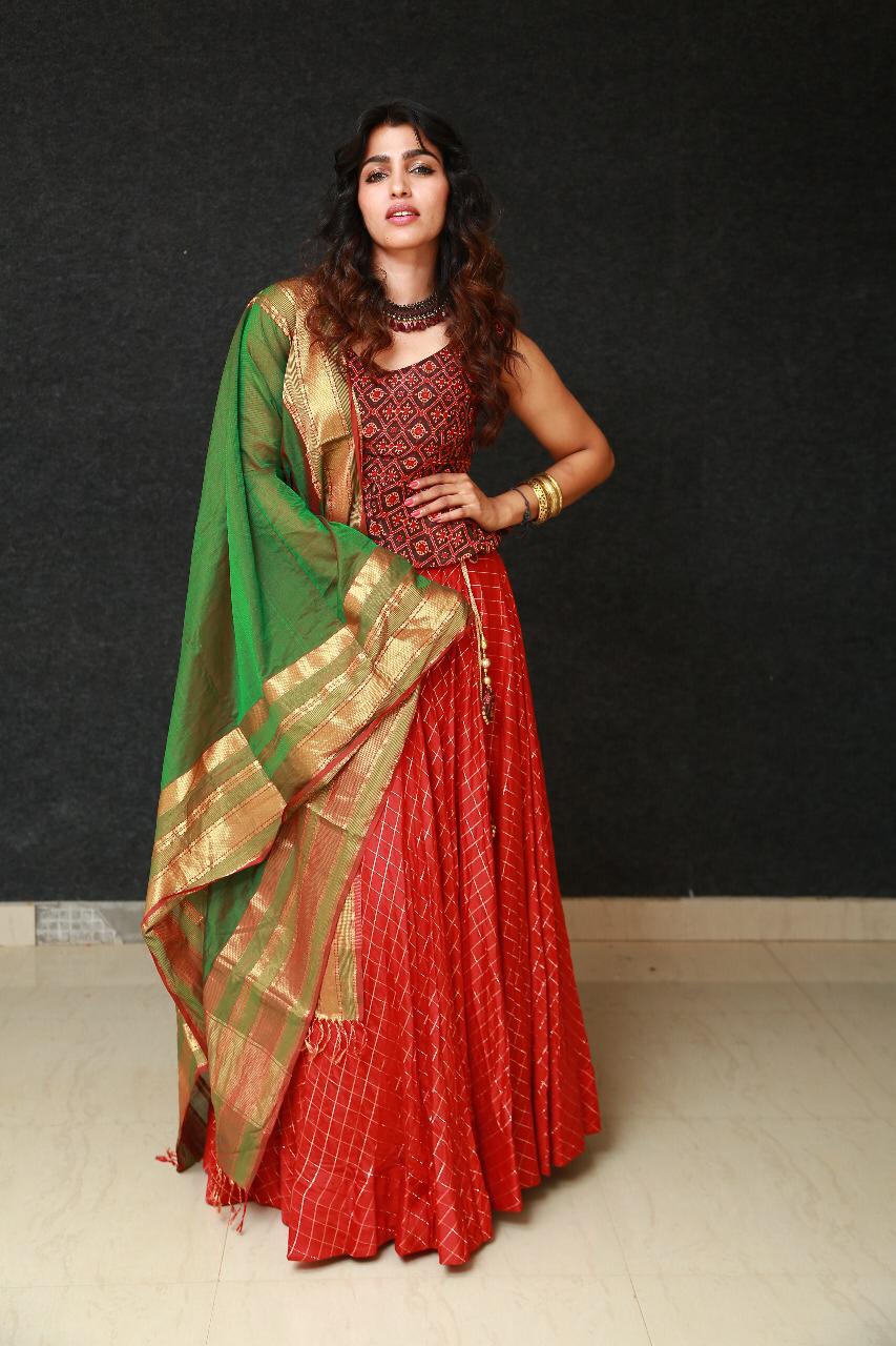 Sai Dhanshika Beautiful Images.