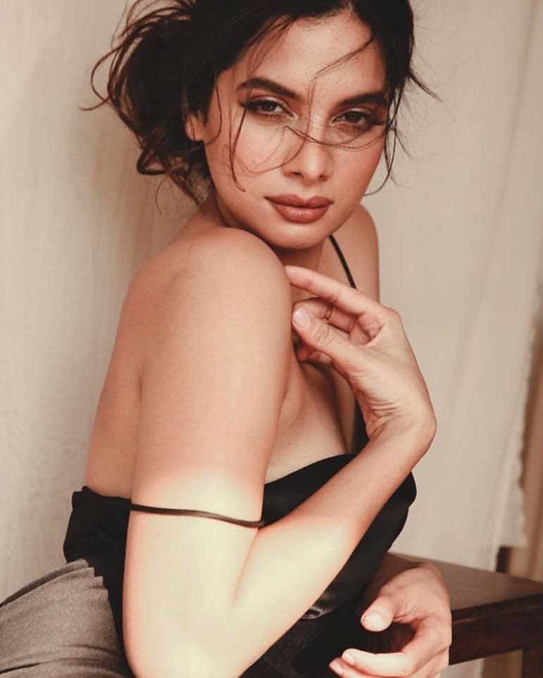 Tanya Hope Fantastic Stills.