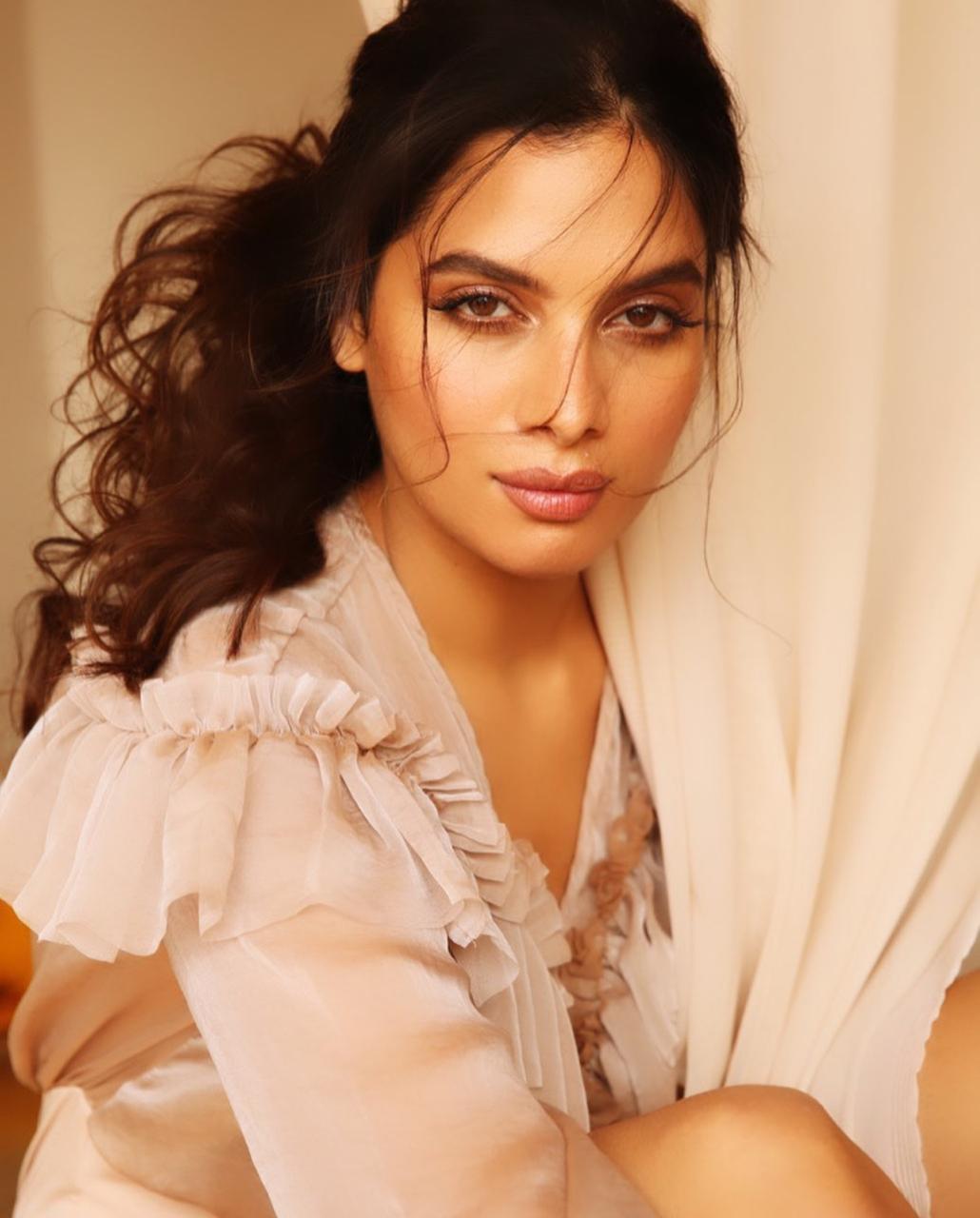 Tanya Hope Fantastic Stills.