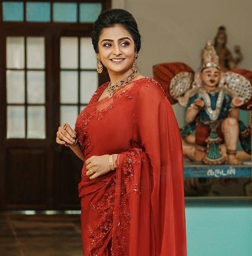 Ramya Nambeesan Photos.