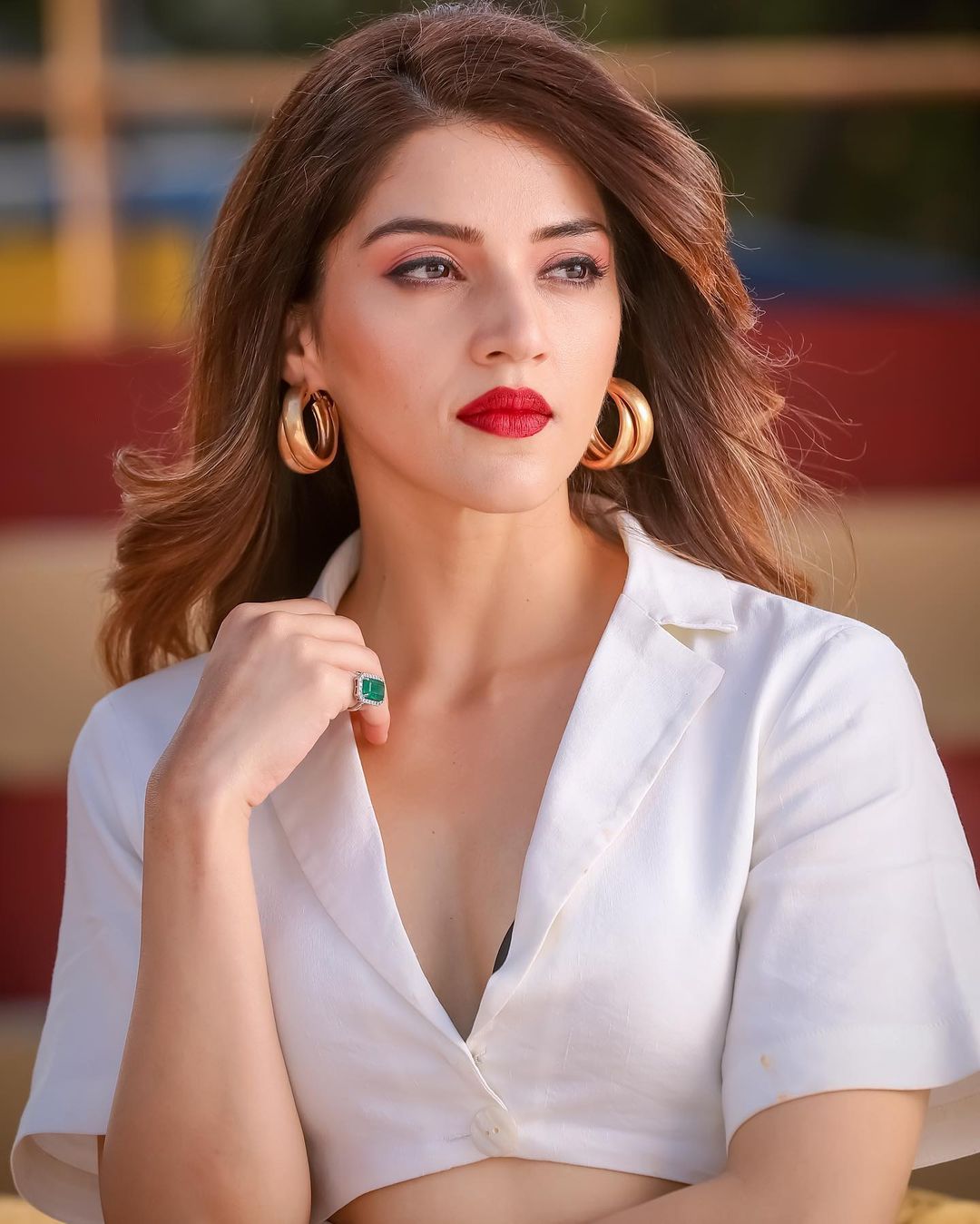 Amazing Stills of Mehreen Pirzada.