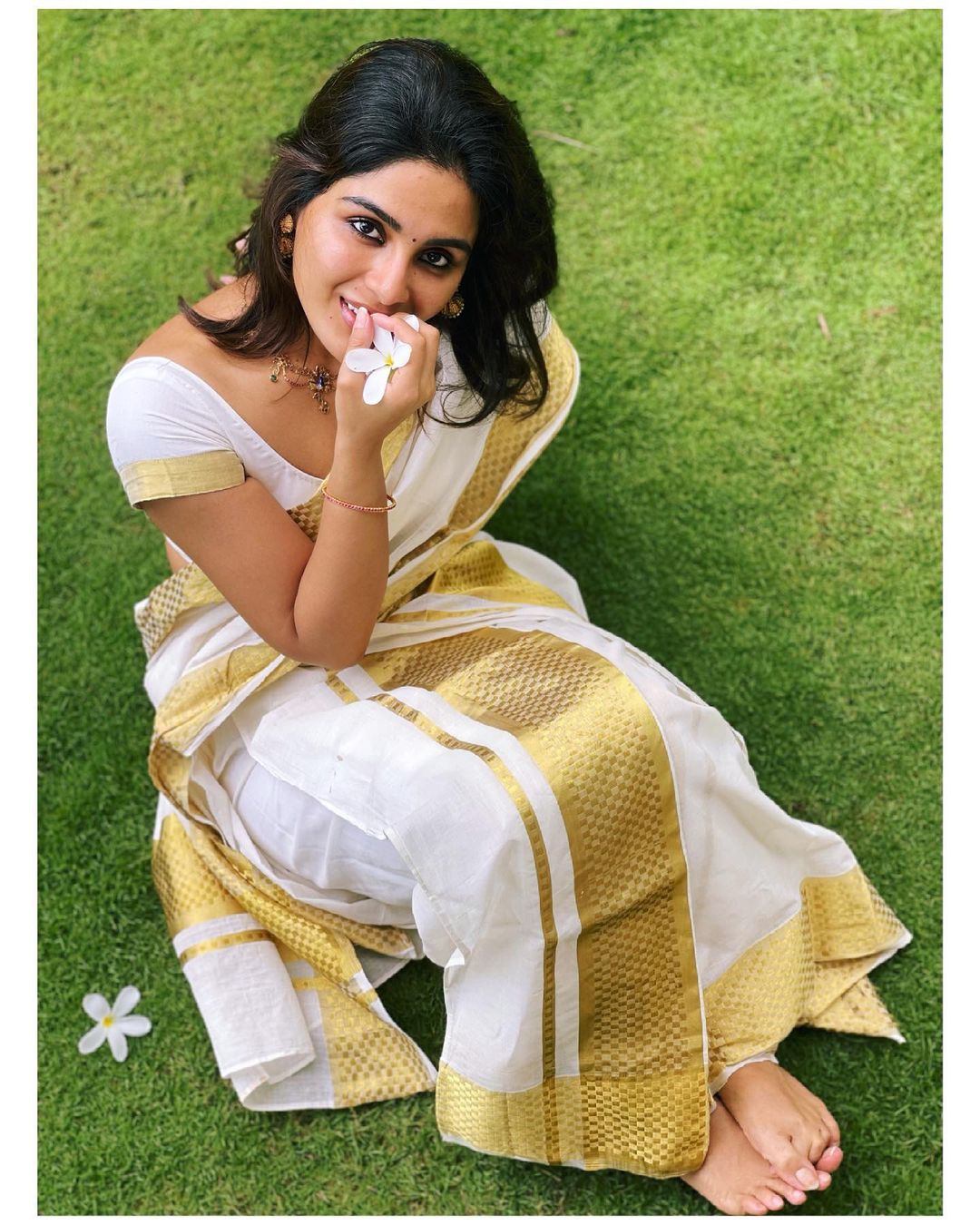 Samyuktha Menon Fresh Stills.